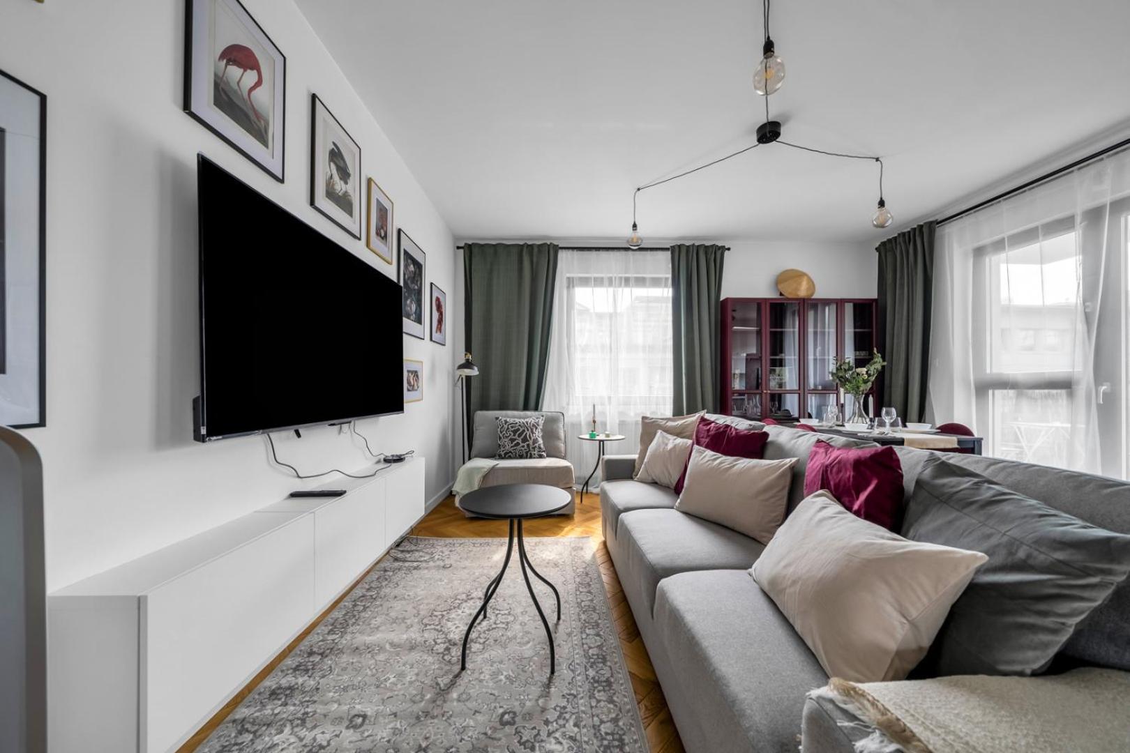Skierniewicka Apt - Parking, Workspace, Balcony - By Rentujemy Варшава Экстерьер фото